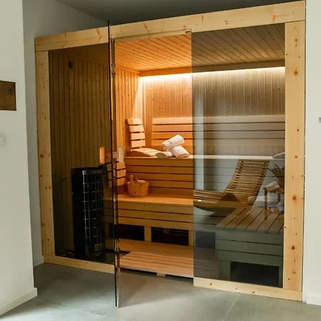 Invest Place 2 Be Apartment